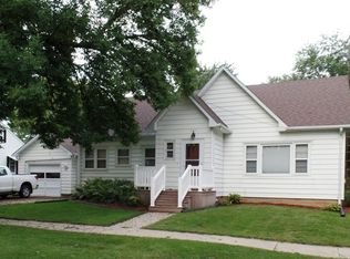 325 State St, Ackley, IA 50601