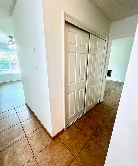 433 Pioneer Drive — Photo 18