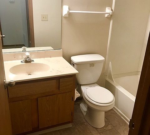 4th image of 2705 Greystone Dr #Gd2705