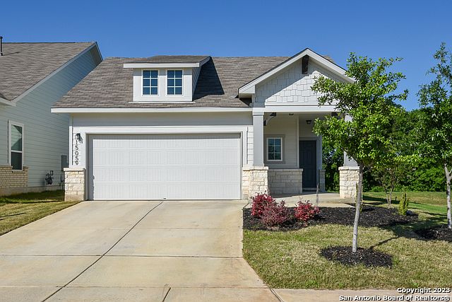 1st image of 15059 SUMMER LYNN PL
