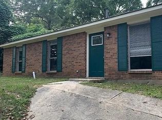 204 Rosemary Ln, Prattville, AL 36066