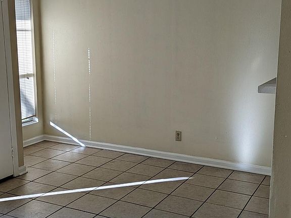 3rd image of 2127 Audubon Ave APT 89