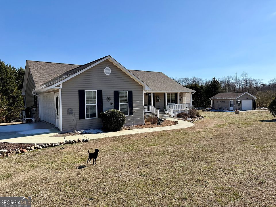 1st image of 733 Woodland Way