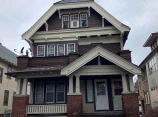 2735 N 41st St, Milwaukee, WI 53210