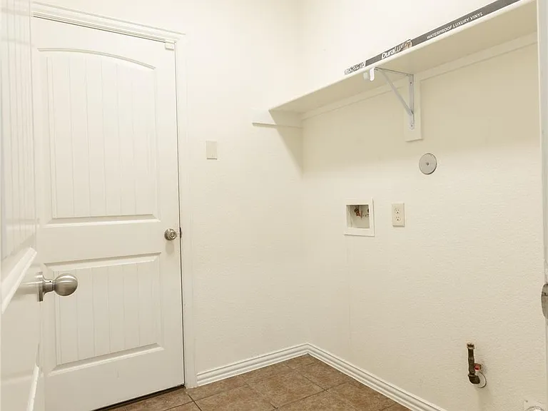23611 Starbridge Lake Ln — Photo 12