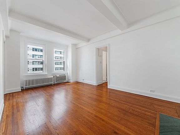 4th image of 315 E 68th St #5B