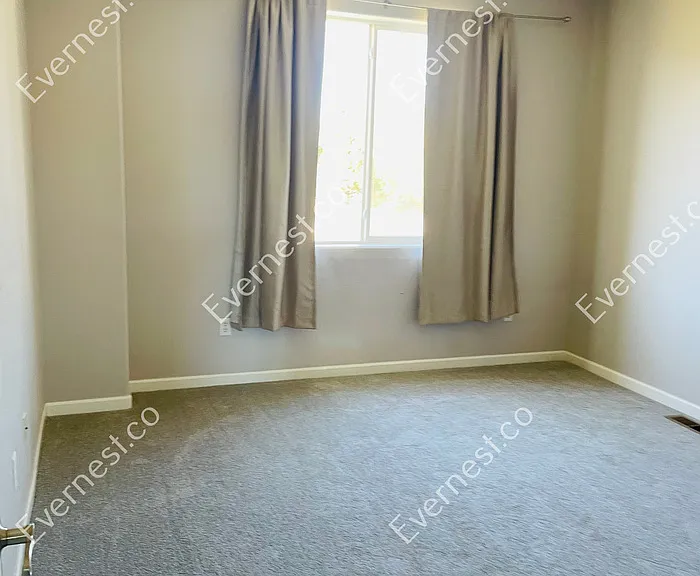 2851 Kansas Dr — Photo 15