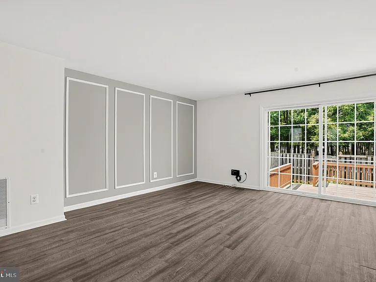 14711 Green Park Way — Photo 7