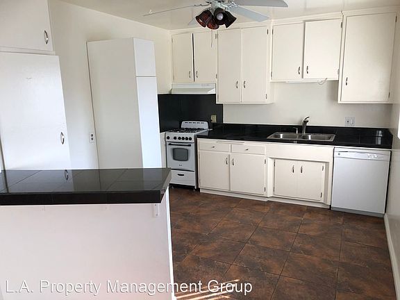 3rd image of 228 W Spazier Ave APT K