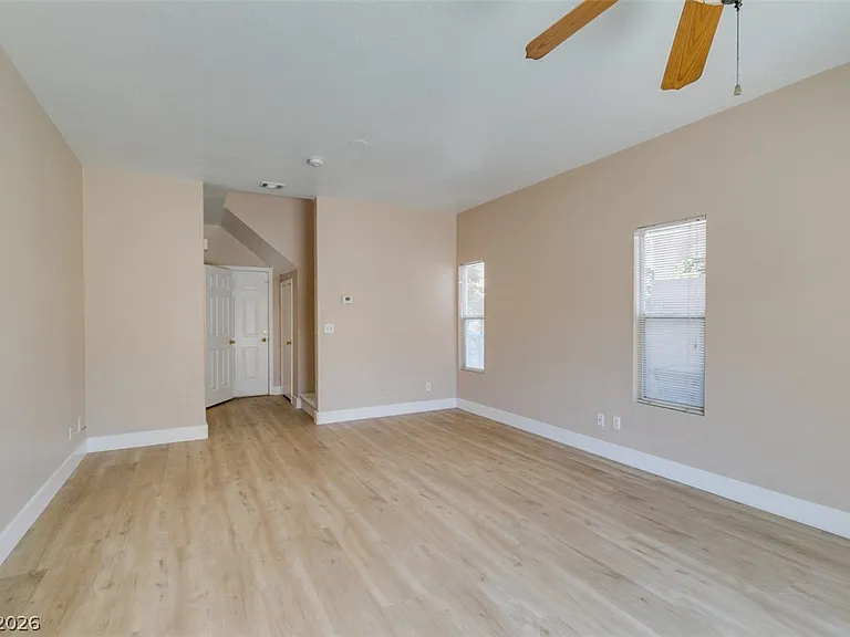 1401 Sycamore Spring Ct — Photo 22