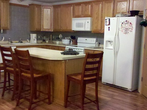 3rd image of 1145 1st St