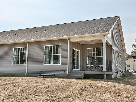 4th image of 5962 Redfield Dr