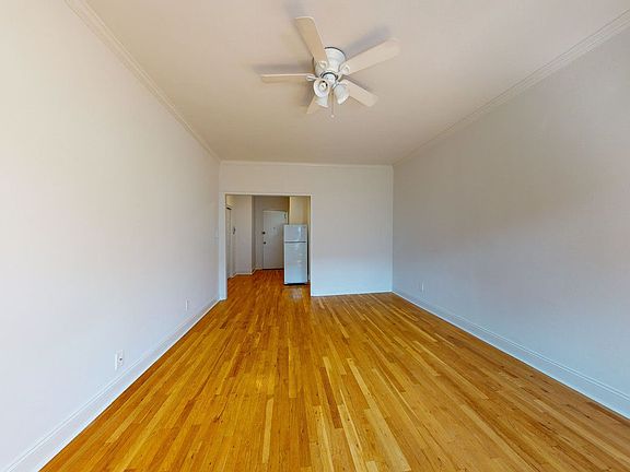 3rd image of 227 E 83rd St #4A1