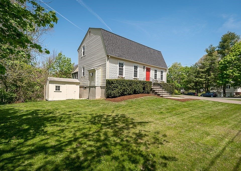 114 Hull St, Beverly, MA 01915 Zillow
