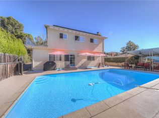 10533 Johanna Ave, Sunland, CA 91040