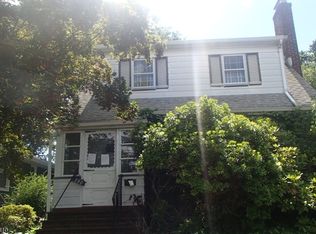 330 Sherwood Rd, Union, NJ 07083