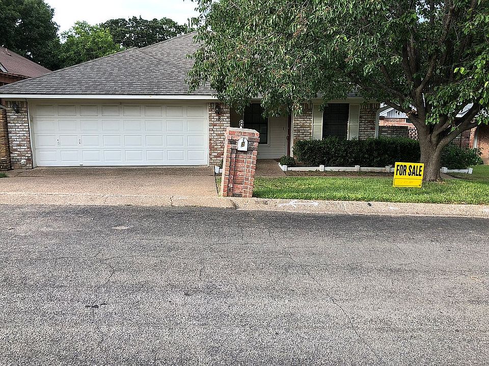 1st image of 8 Sugar Creek Pl