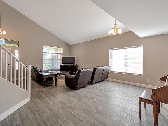 4th image of 34930 N Spur Cir