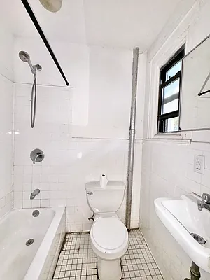 Rented by Pear NYC LLC | media 7