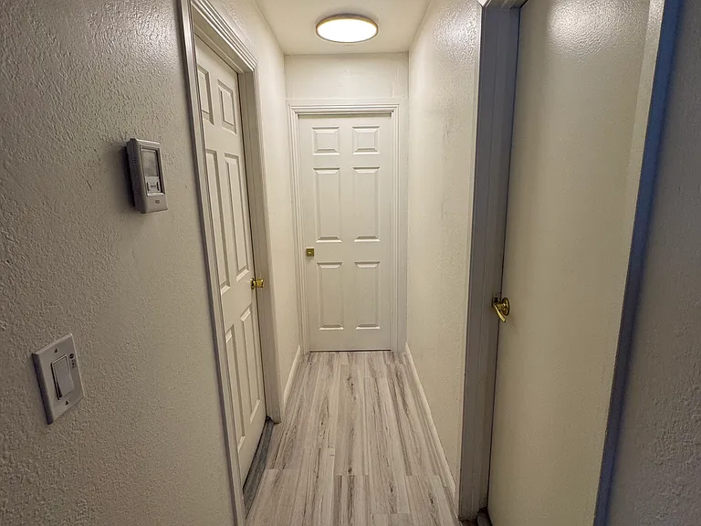 8027 Wishing Well Rd — Photo 18