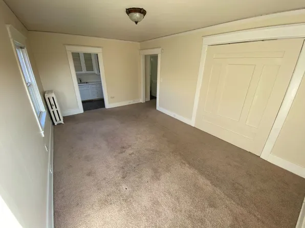 Queen Anne Arms, 621 1st Ave #305, Seattle, WA 98104