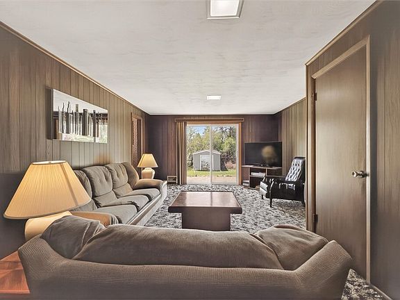 5th image of 47 Bambi Ln