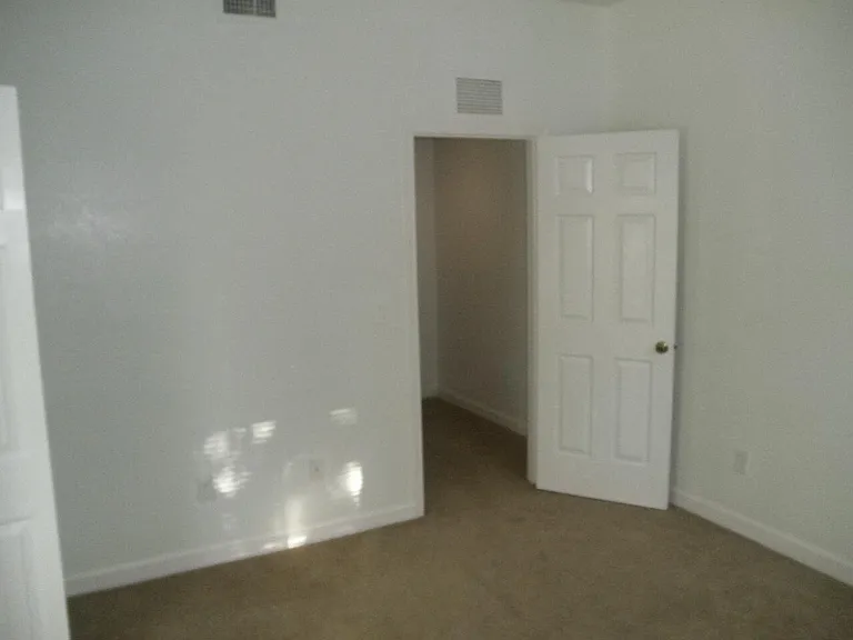 2405 Shoma Dr — Photo 17