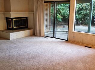 600 Cherry Dr APT 5, Eugene, OR 97401