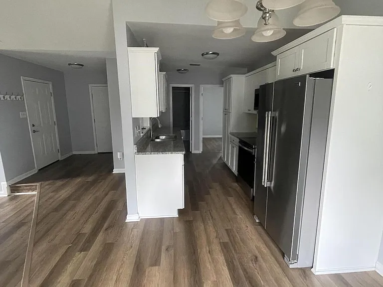 3337 Redfox Rd — Photo 3