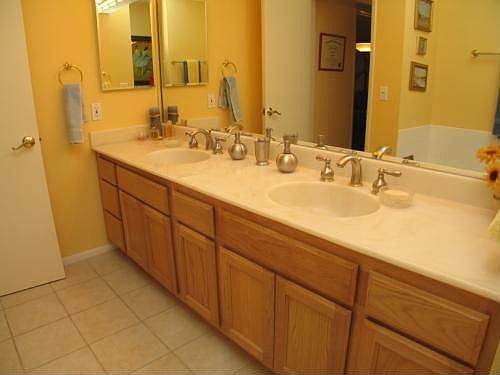 5th image of 4915 Tyrone Ave APT 304