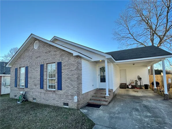 28 Kelly Pl, Tallassee, AL 36078