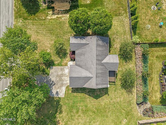 3rd image of 507 Rayley Ct
