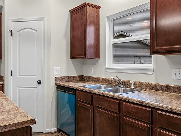 2867 Katmai Ct — Photo 10
