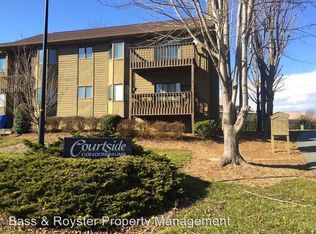 26 Racquet Club Rd, Asheville, NC 28803