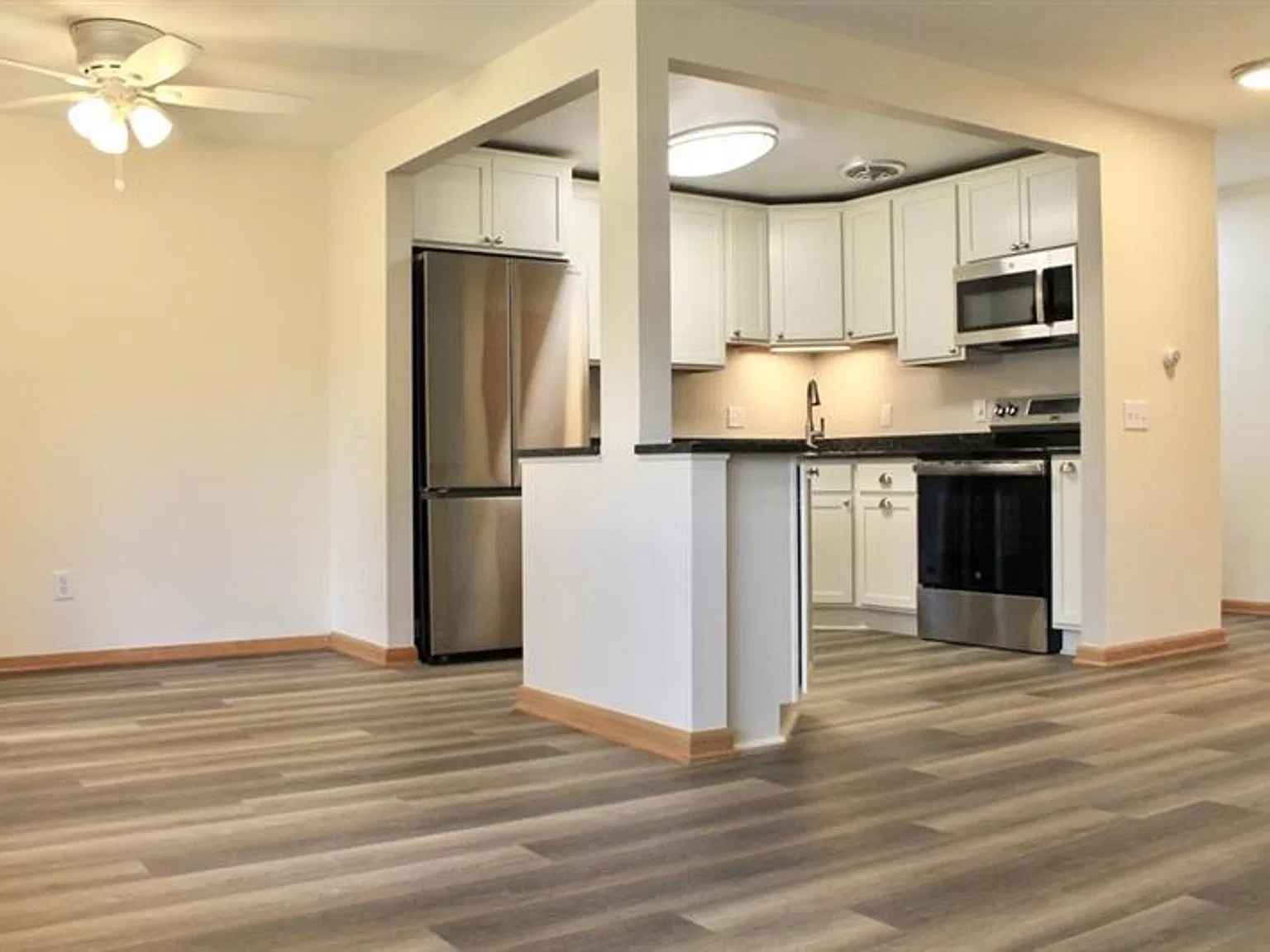Newly Remodeled 2 Bedroom near Hilldale Mall — Photo 1
