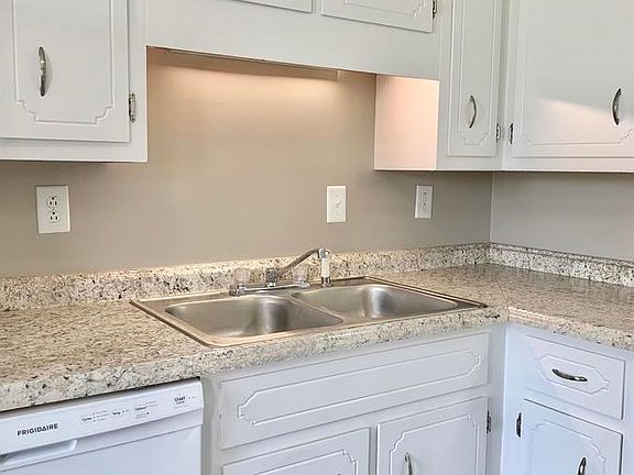 4th image of 356 Peabody Dr APT B
