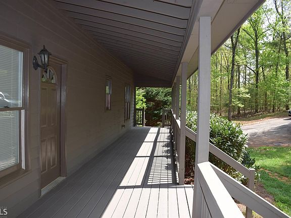 3rd image of 306 Laurel Cir #28