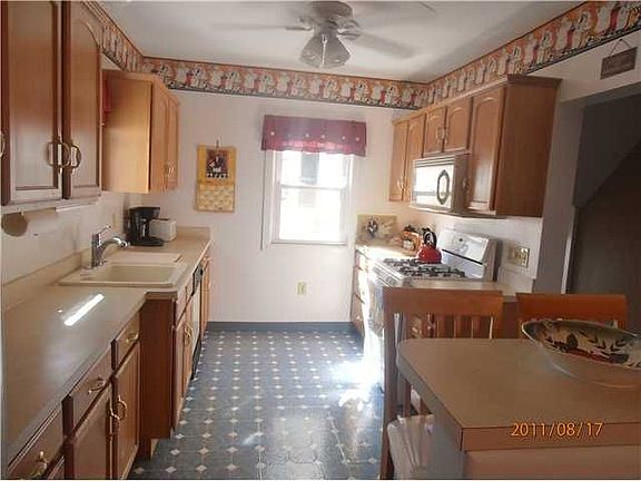 2nd image of 235 Knowlton Ave