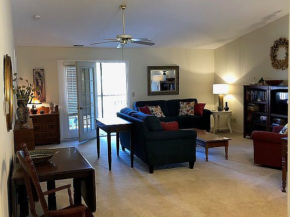 5th image of 5441 Asbury Lake Dr Unit 4