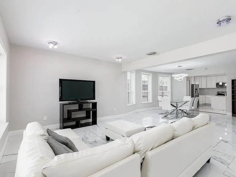 5702 Ellsworth Ave — Photo 27