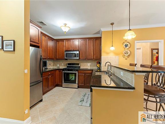 5th image of 4208 Falston Cir