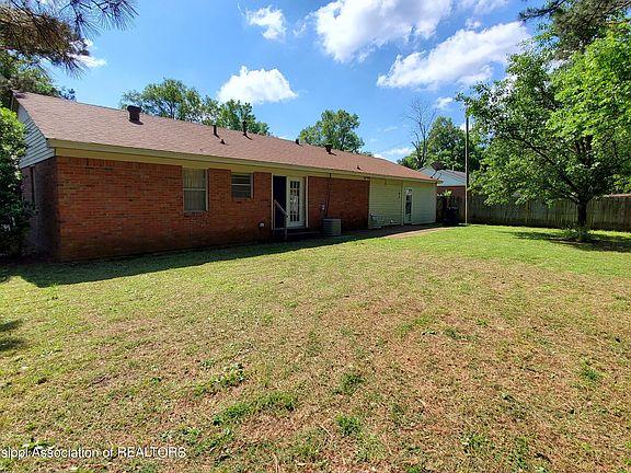 3rd image of 1751 Kenny Hill Dr