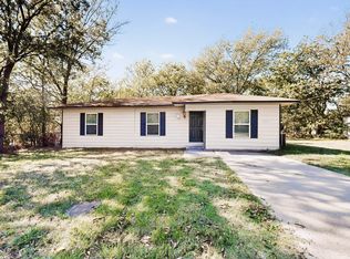 4602 4th St #A, Greenville, TX 75401
