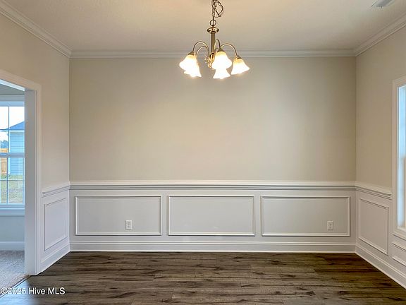 4th image of 623 Indigo Johnston Drive