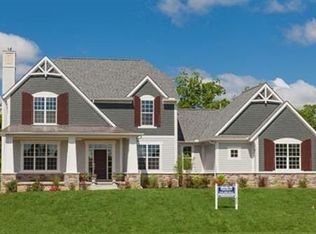 7067 Fox Ridge Dr, Dexter, MI 48130