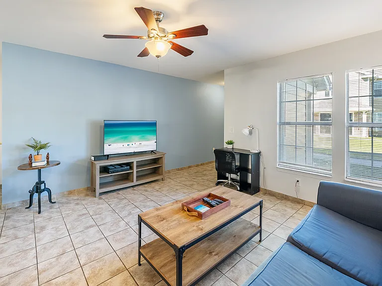 1404 Lighthouse Rd #1404 — Photo 3