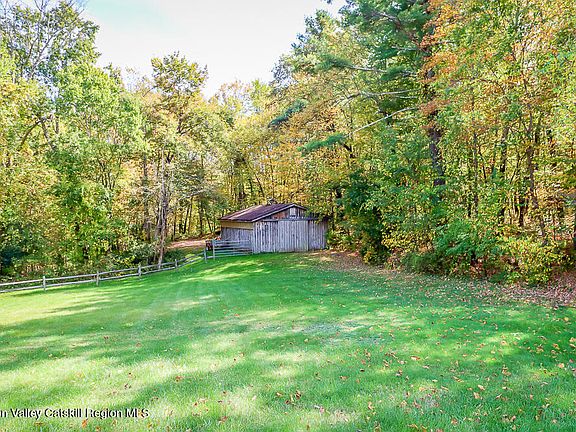 4th image of 74 Habeck Road