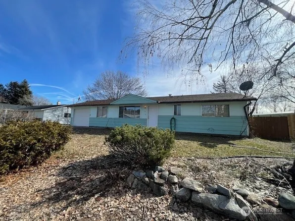 218 Lime Street, Omak, WA 98841