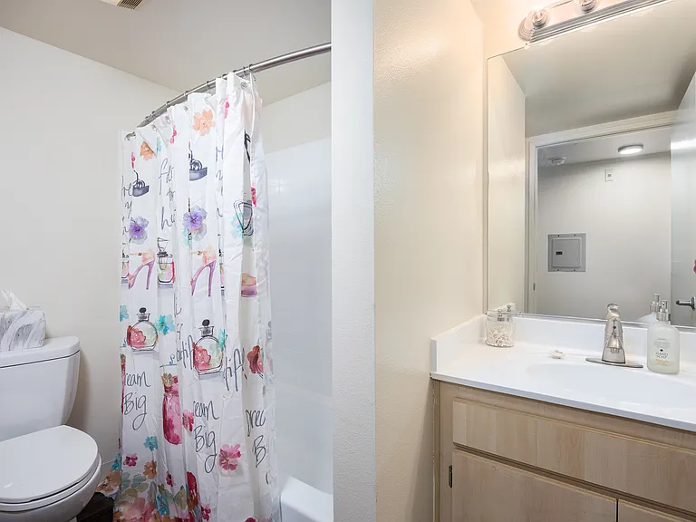 Parc Ridge Apartments — Photo 36