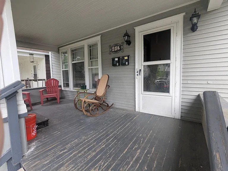 412 W Cesar E Chavez Ave #2 — Photo 5